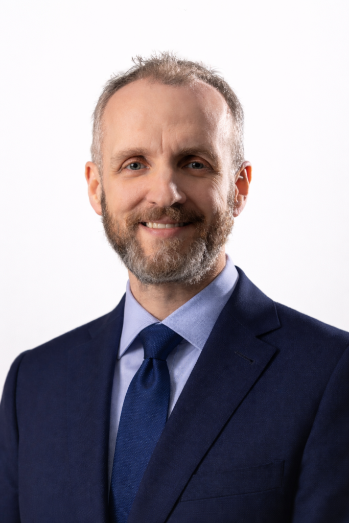 Mr Dan Armstrong - Consultant Hand and Wrist Surgeon